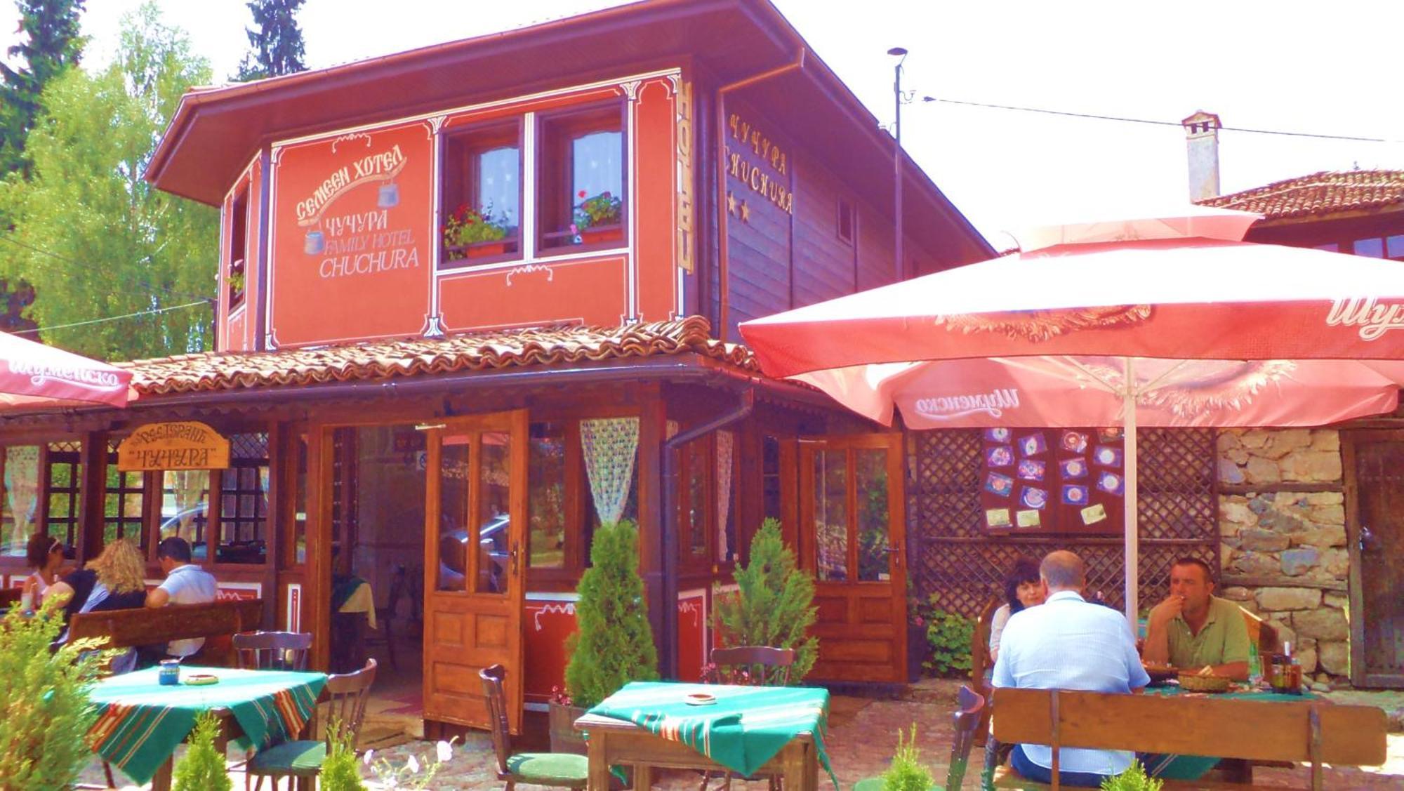 Chuchura Family Hotel Koprivchtitsa Extérieur photo