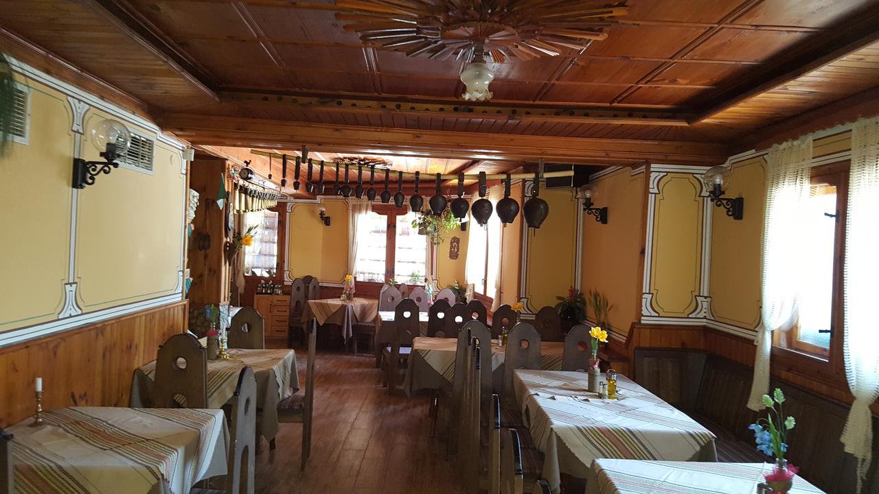 Chuchura Family Hotel Koprivchtitsa Extérieur photo